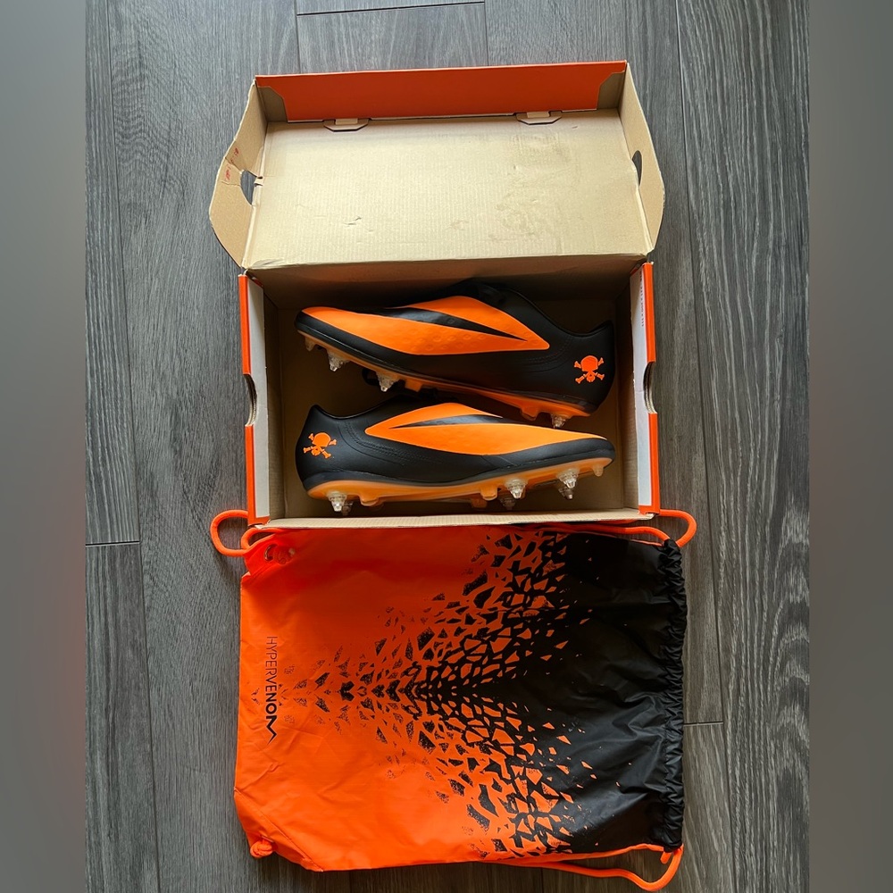 Nike Hypervenom Phatal SG-Pro Soccer Boots